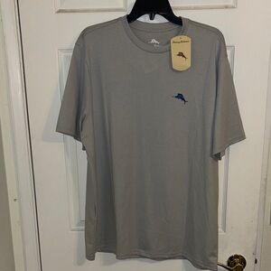 NWT Men’s Tommy Bahama Sports fishing short sleeve Tee L MSRP $49.50